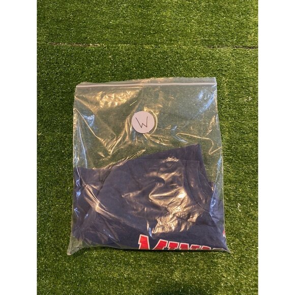 Minnesota Twins shirt mens extra large blue red Y2K Majestic short sleeve MLB W - Picture 10 of 10